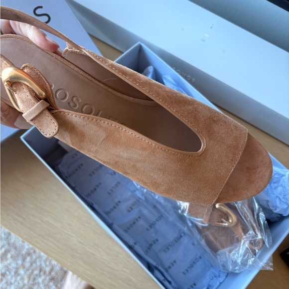 Elegant Tan Women's Slingback Heels - Picture 7 of 9